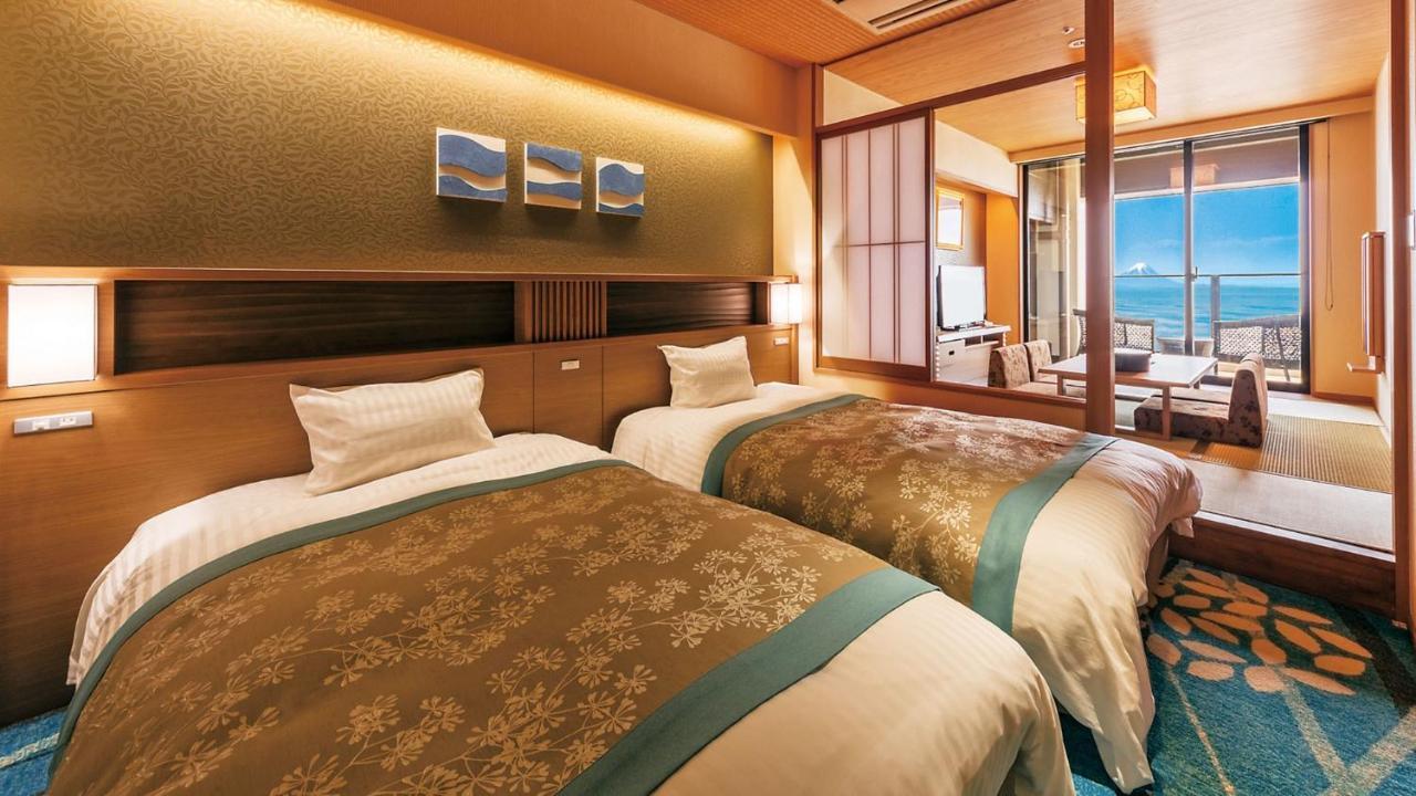 Ryugujo Spa Hotel Mikazuki Fujimitei Kiszarazu Kültér fotó